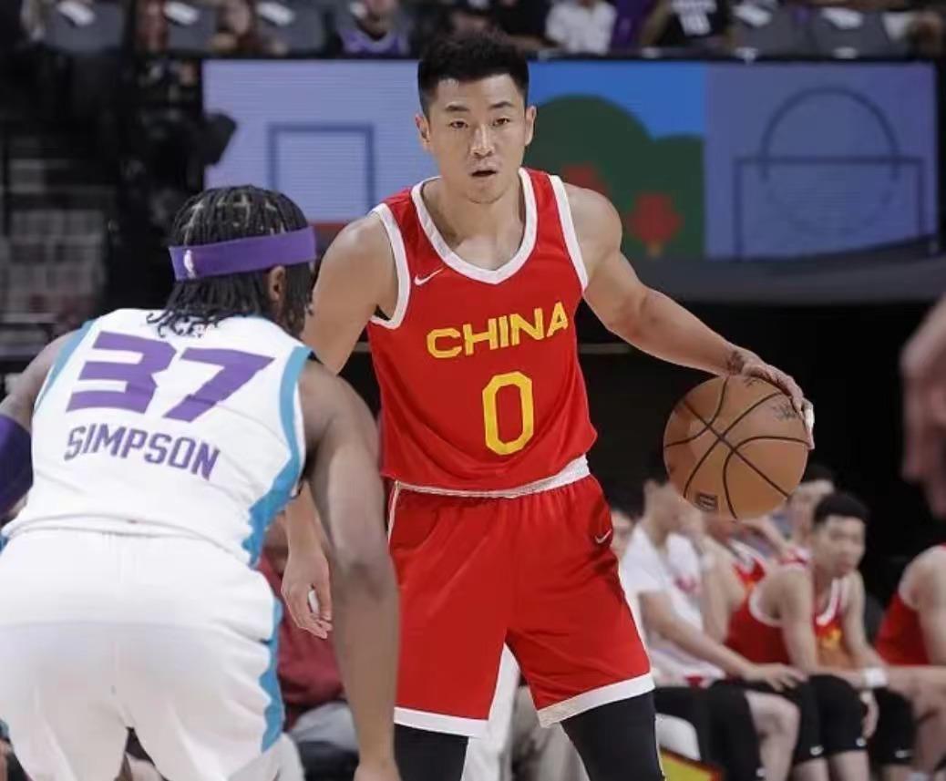 早8:00！中国男篮决战NBA马刺，李凯尔助阵，杨瀚森领衔首发五虎